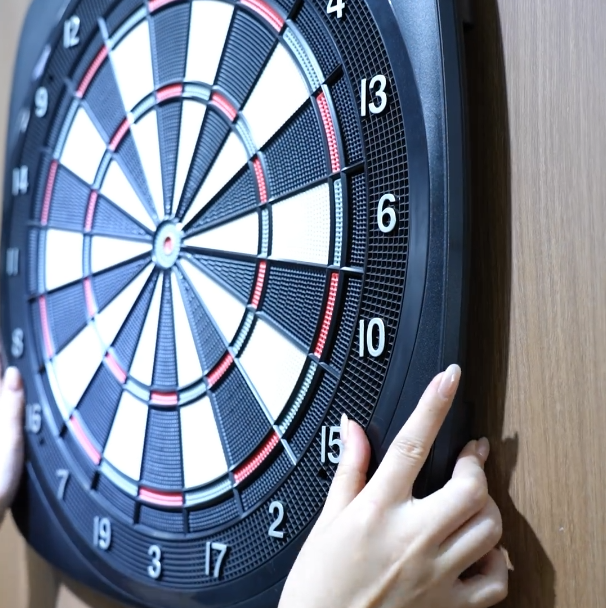 大银塑胶-odm电子飞镖靶厂