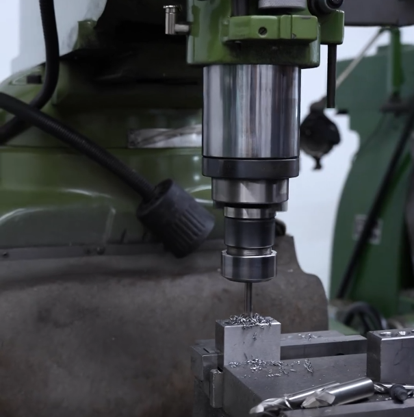 东莞塑胶模具生产商-大银塑胶