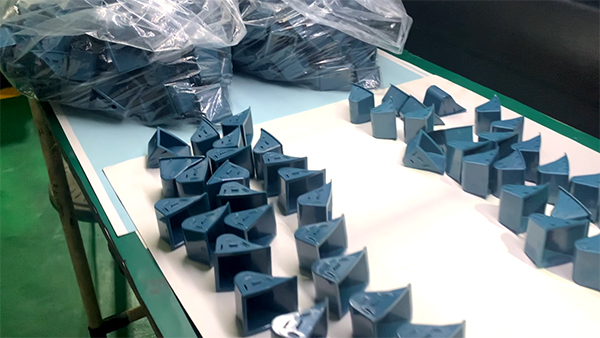 扫地机注塑模具厂常用橡胶件材质分类及特性-大银塑胶