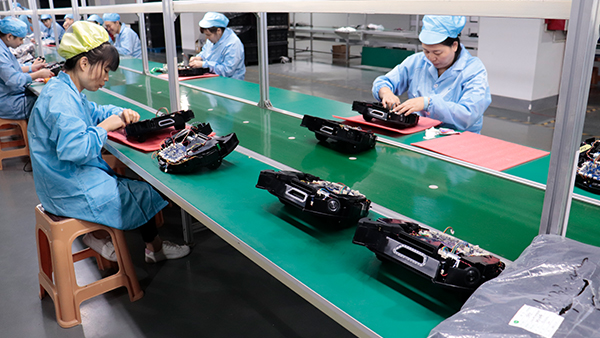 扫地机塑料模具加工厂扫模具的优势与行业痛点解析