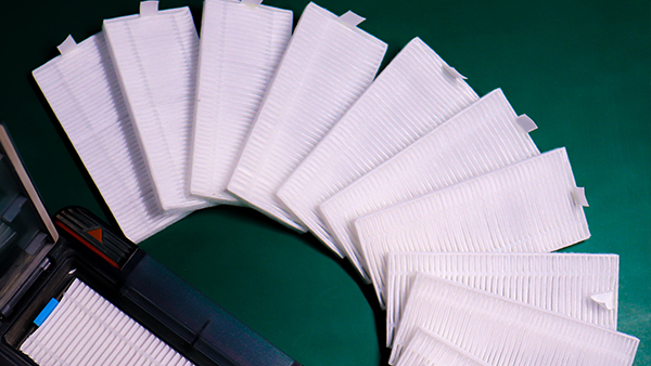 东莞注塑成型塑胶模具：混色缺陷成因与解决方案