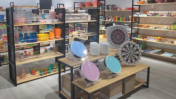 ODM电子飞镖靶厂塑料件成型核心：收缩性控制技术要点