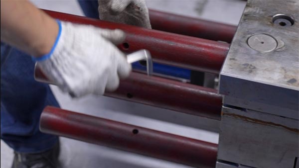 大型塑胶模具注塑：破解成本、周期、质量困局的系统解决方案