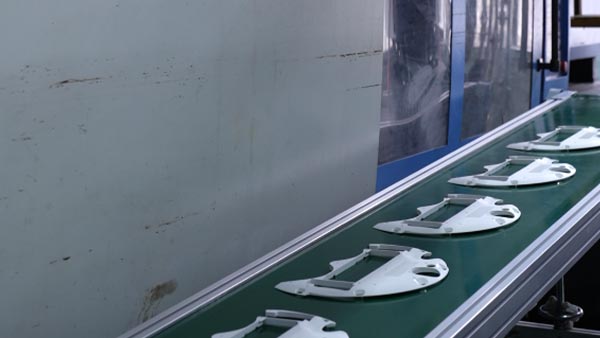 扫地机壳模具制造厂_扫地机器人外壳模具定做_东莞大银塑胶 扫地机壳模具制造厂_扫地机器人外壳模具定做_东莞大银塑胶