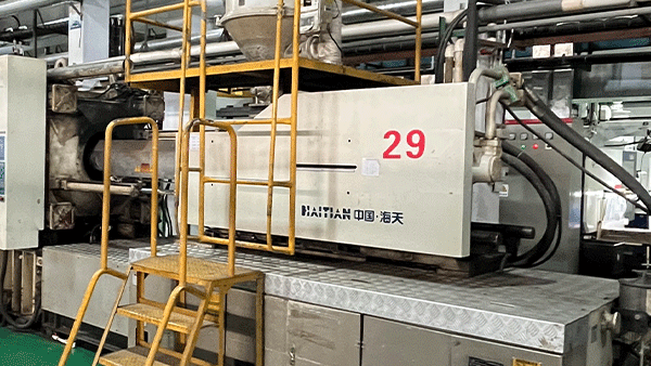 注塑成型模具工厂_精密塑胶模具制造_东莞大银塑胶